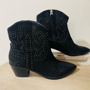 🩷🩵Dolce Vita  Black Suede Leather cowgirl boots size 9.5
